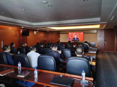 集團黨委組織黨員領(lǐng)導(dǎo)干部職工 收看黨的二十大開幕盛況